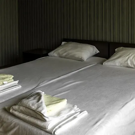 Guest house Zora 2*