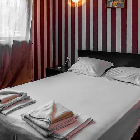 Guest house Zora 2*